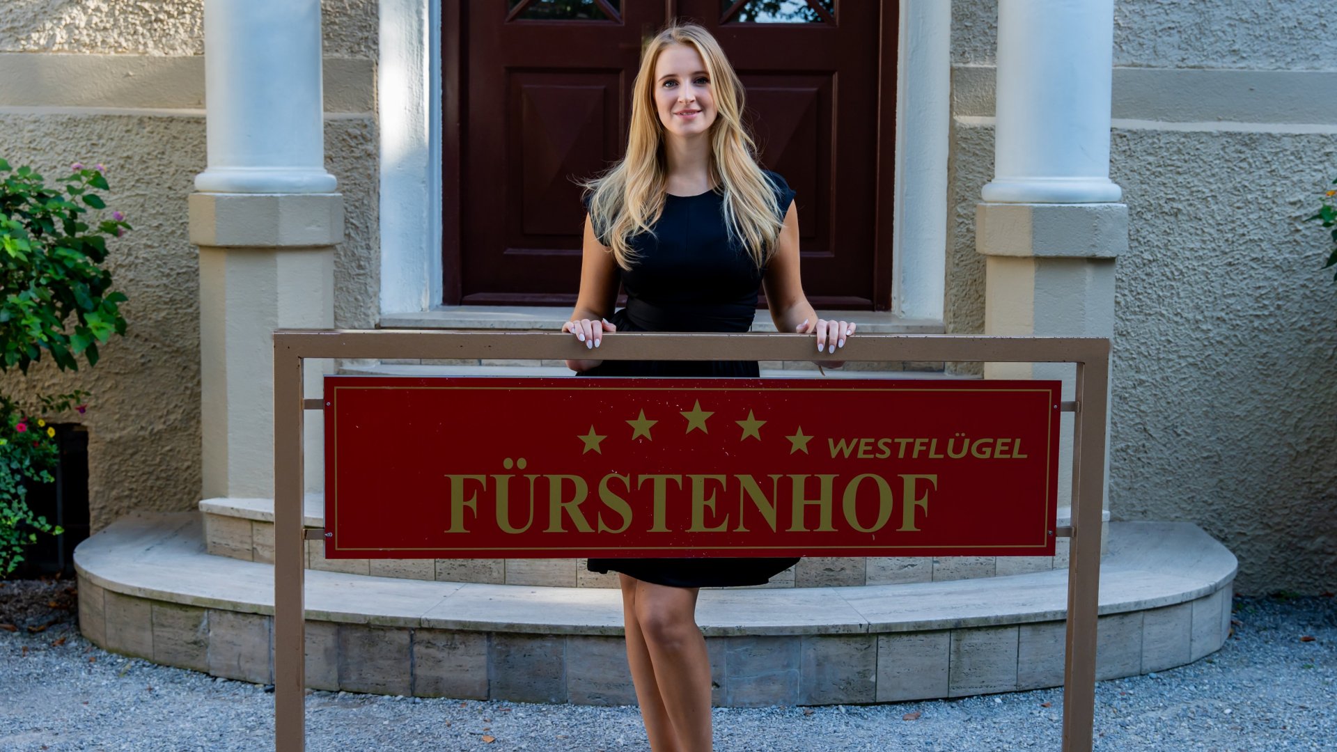 Lily Lück and Milan Marcus stir up the "Fürstenhof"