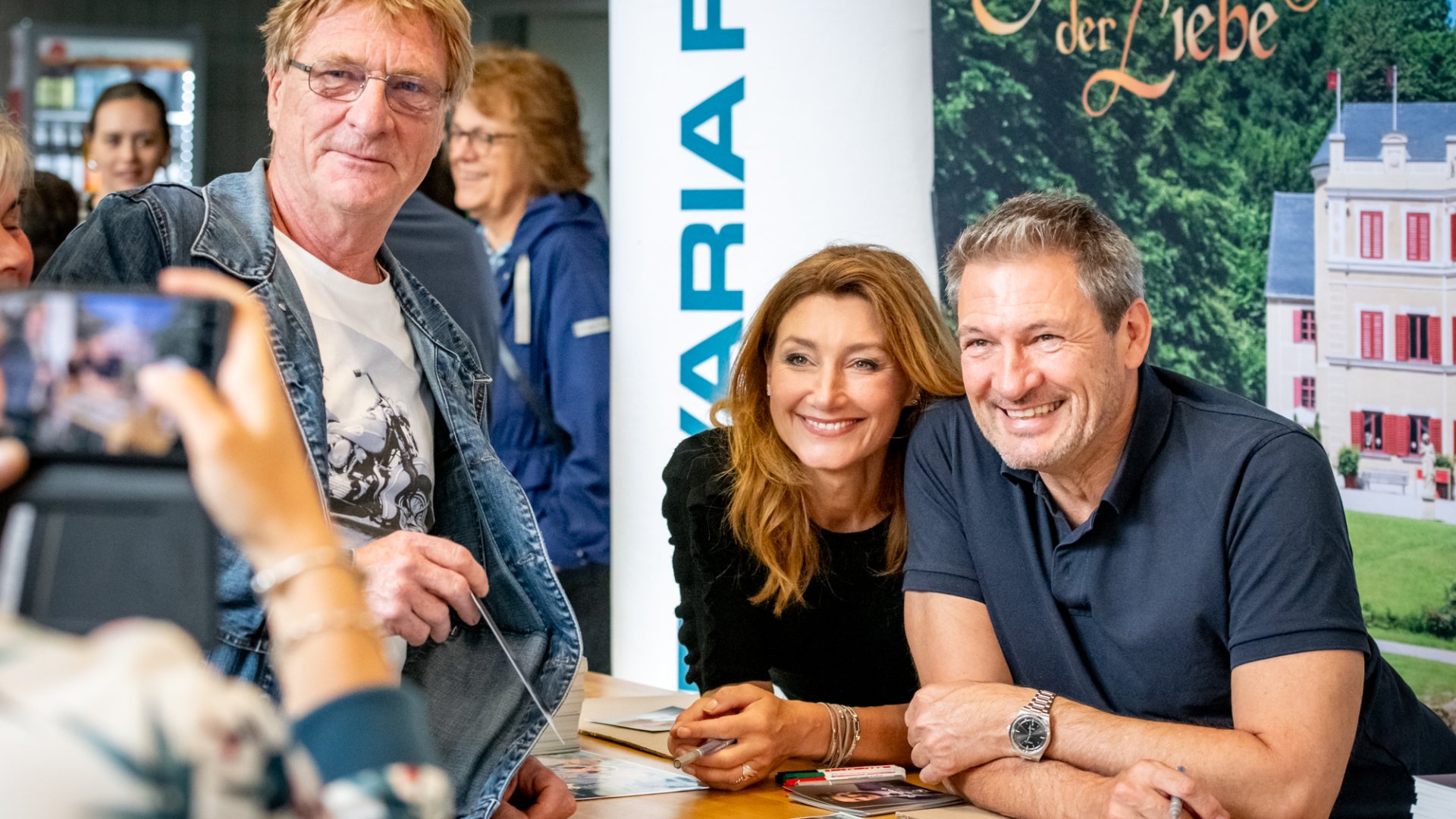 Fan Days: Around 1000 fans experience unforgettable moments with the stars