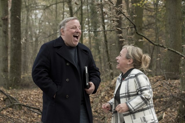 Ein Fuß kommt selten allein - Still 2