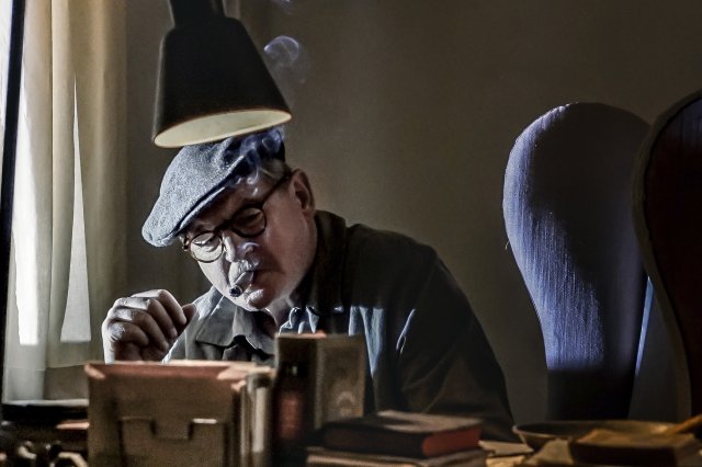 Brecht - Still 2
