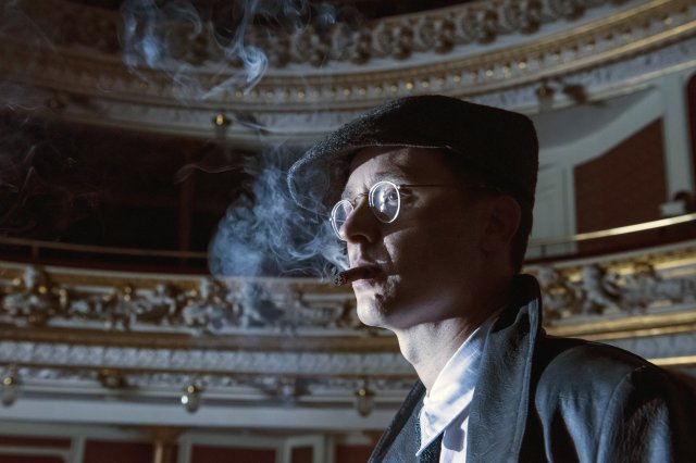 Brecht - Still 10